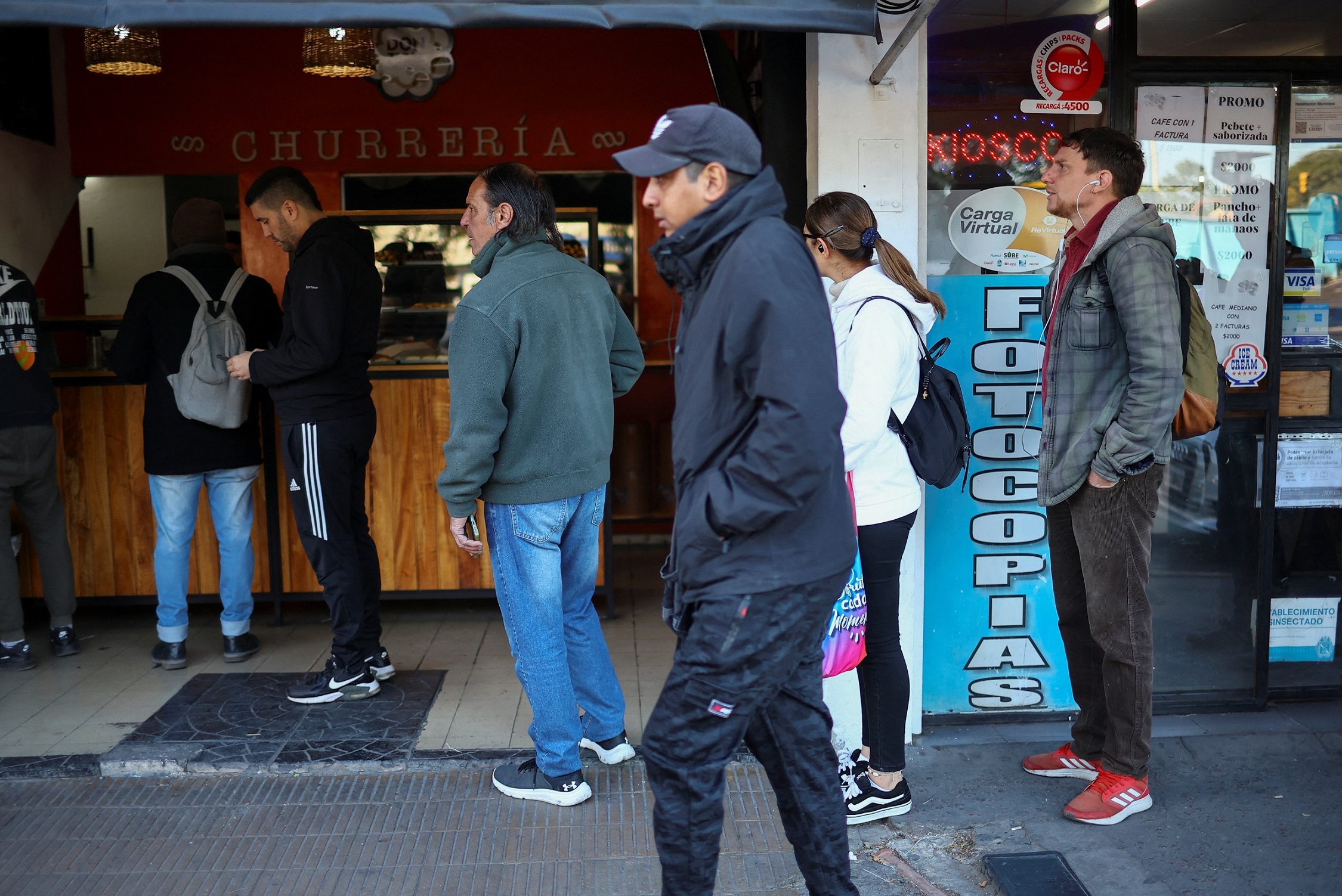 El 14% de los no registrados factura como monotributista para una empresa