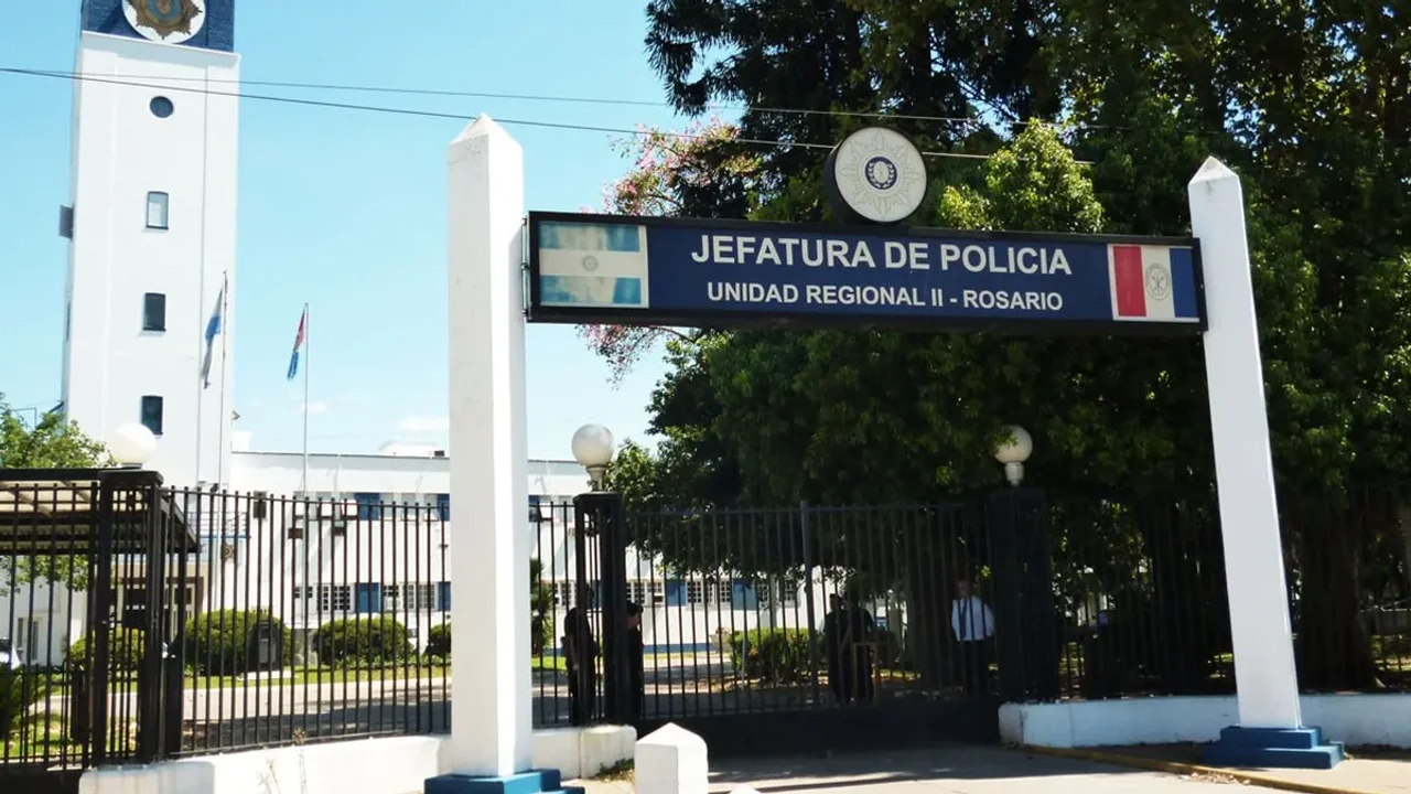 Cae otro agente por desvío de fondos para patrulleros en Rosario