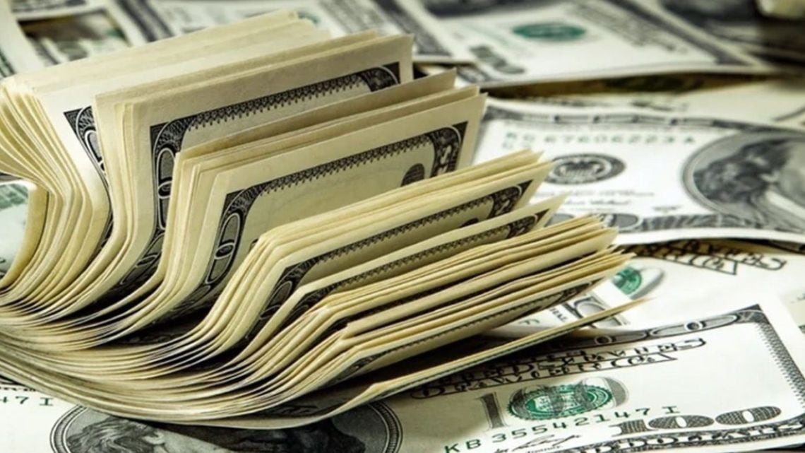 El dólar blue se reubicó cinco pesos arriba en una rueda con seis referencias activas