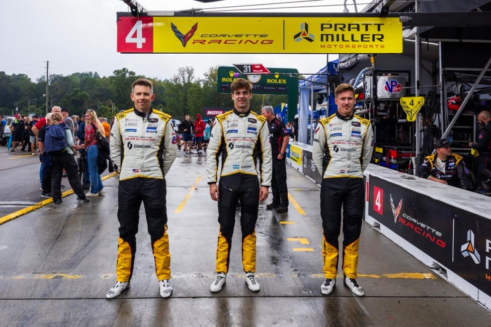 Porsche le ganó la pulseada a BMW en la última curva de la temporada y Varrone cerró lejos en su clase