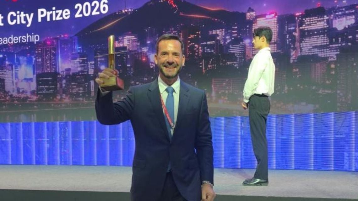 Escobar lleva la inteligencia artificial al mostrador del municipio y se lleva un premio en Seúl