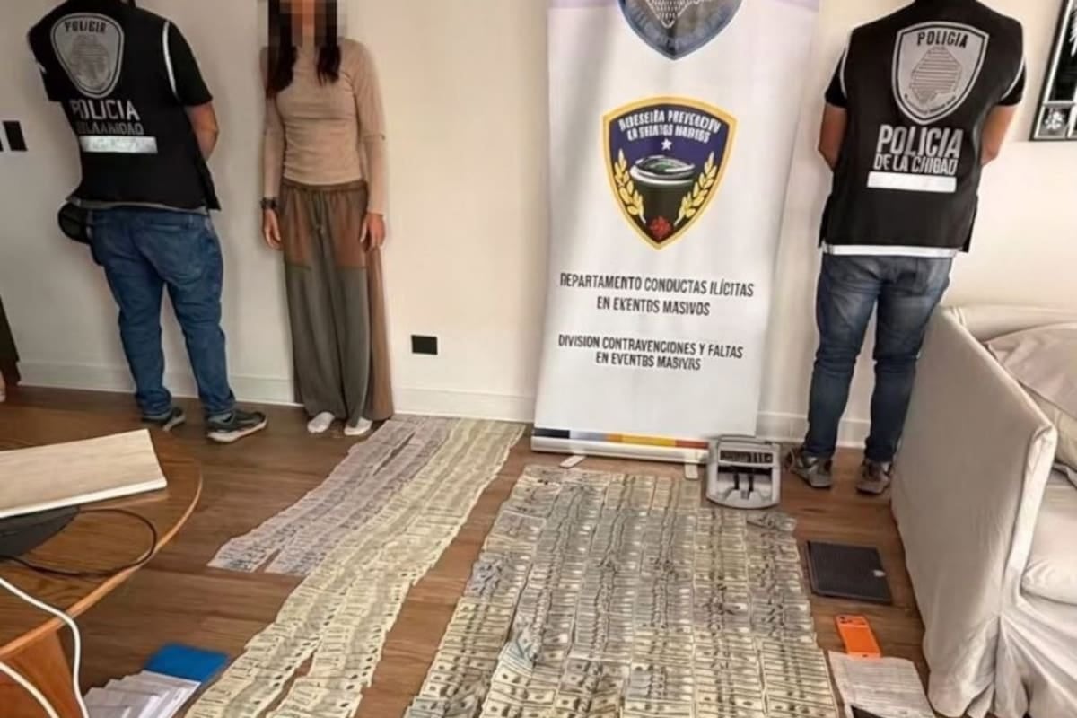 Allanamiento en Vicente López: secuestran más de diez millones de pesos y entradas en una causa por reventa con sobreprecios del 800%