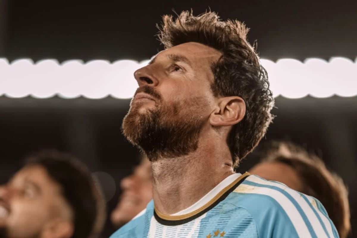 El último baile de Messi con la celeste y blanca: gol, abrazo al Monumental y carta abierta a su pueblo