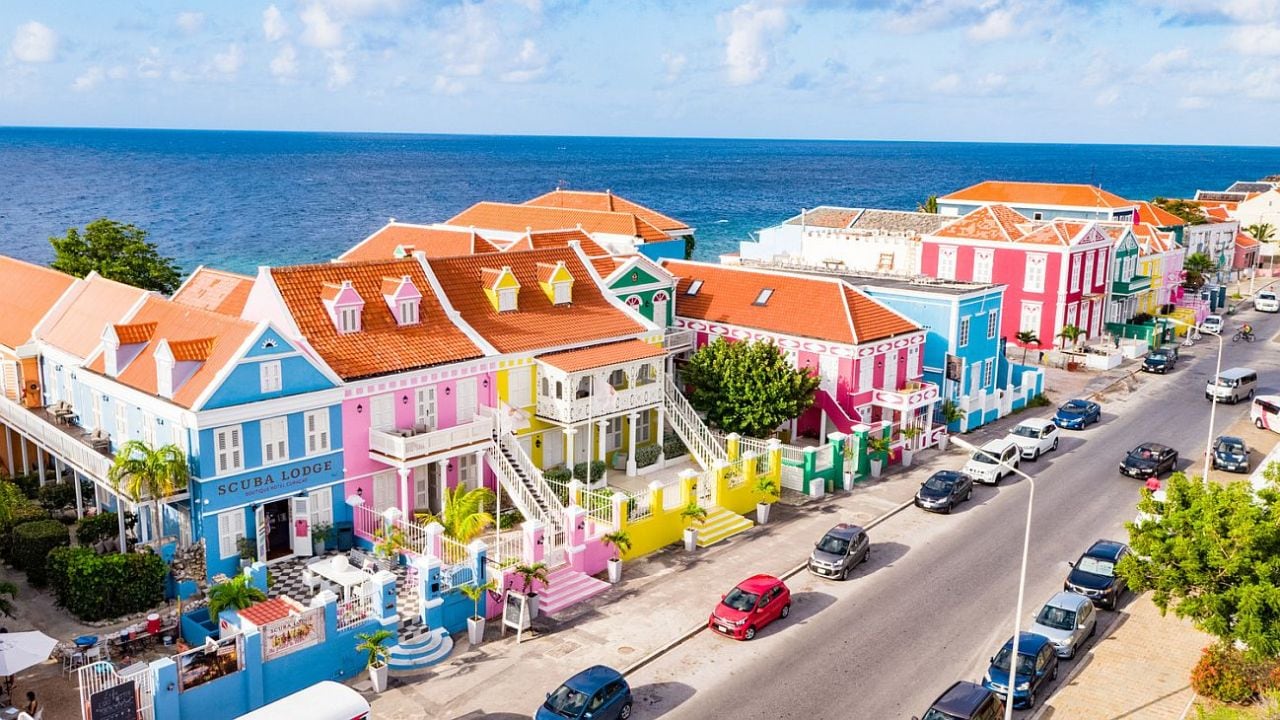 Curazao, el Caribe holandés que se recorre cala por cala