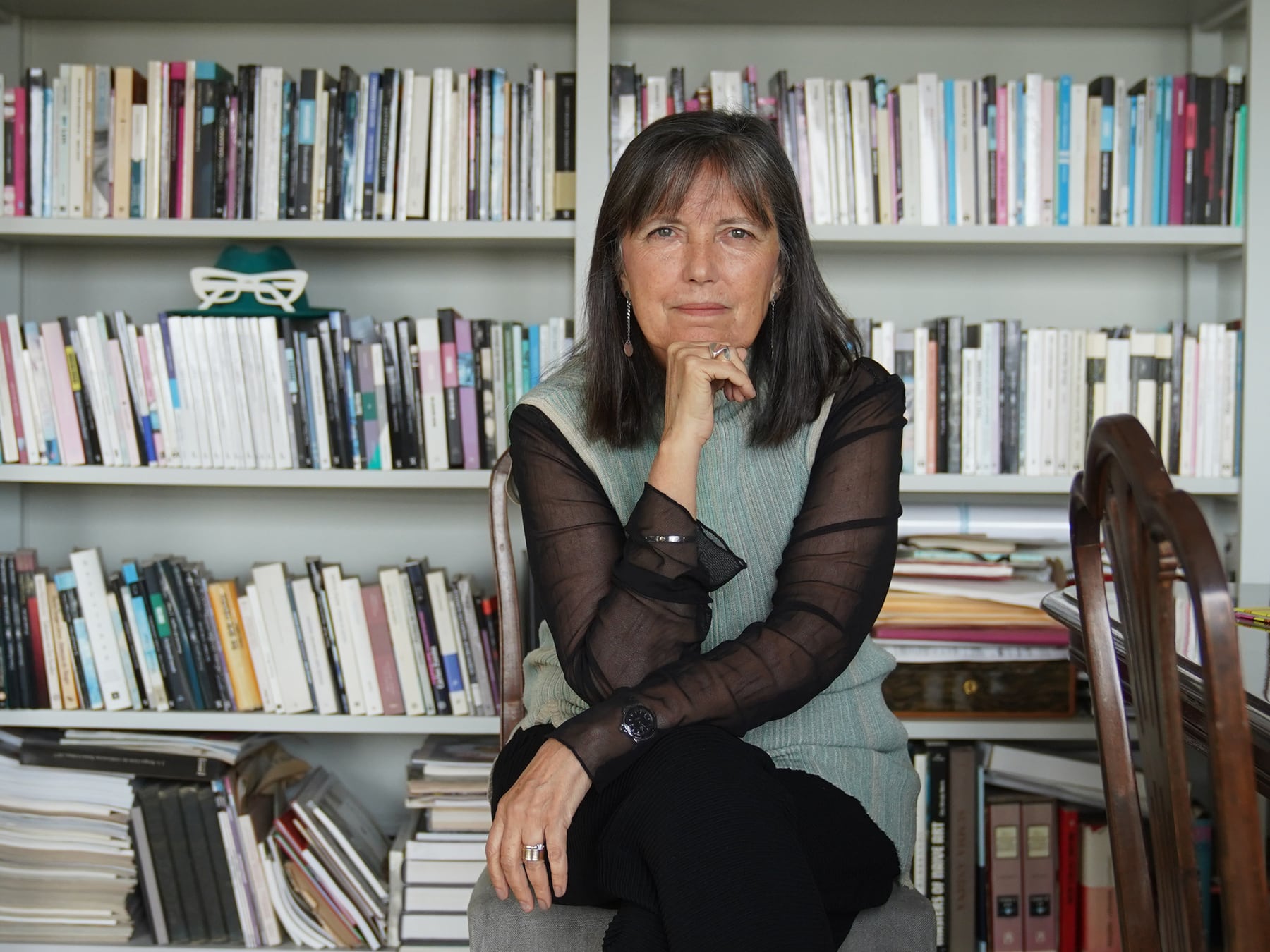 El canto que deja una amiga: la nueva novela de Claudia Piñeiro que une aves, duelo y oficios silenciosos