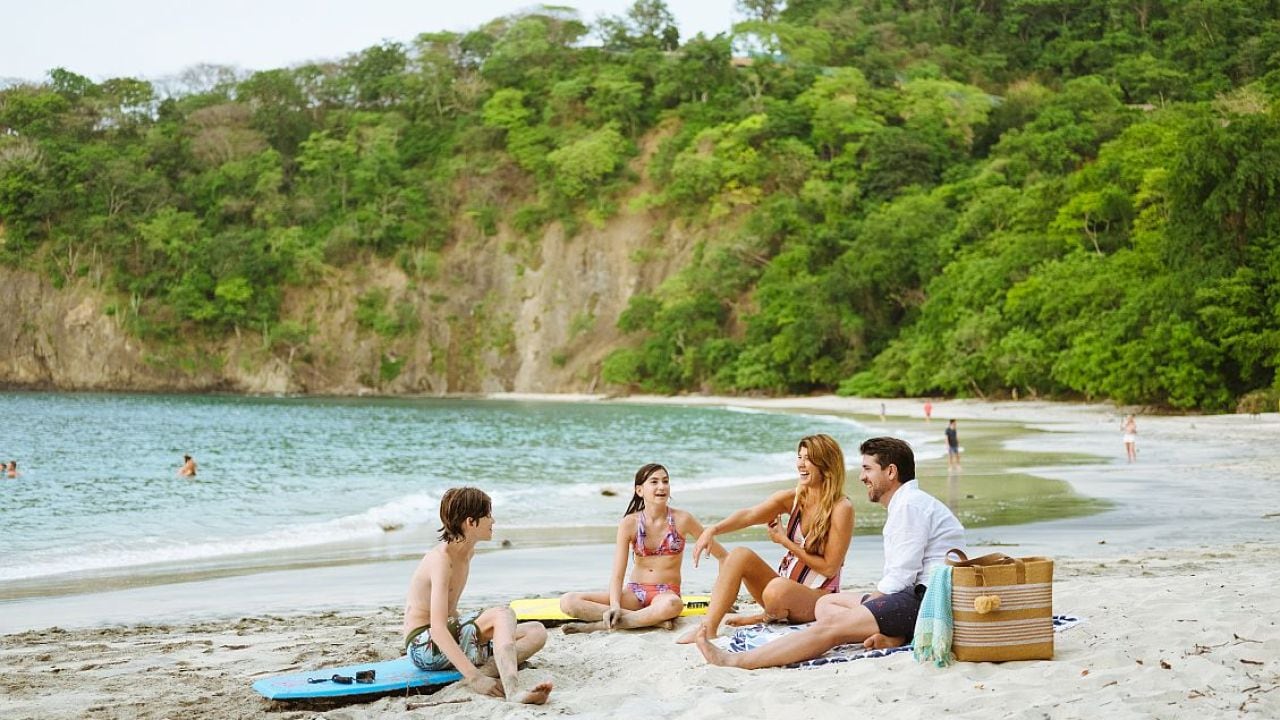 Costa Rica, ese país que cabe en cinco Buenos Aires y guarda selvas, volcanes y dos océanos para los argentinos que buscan algo distinto