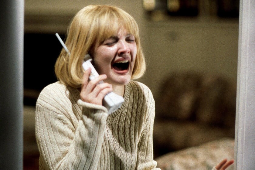 La trastienda del llanto que abrió Scream: cómo Wes Craven le sacó lágrimas reales a Drew Barrymore con un recuerdo perturbador