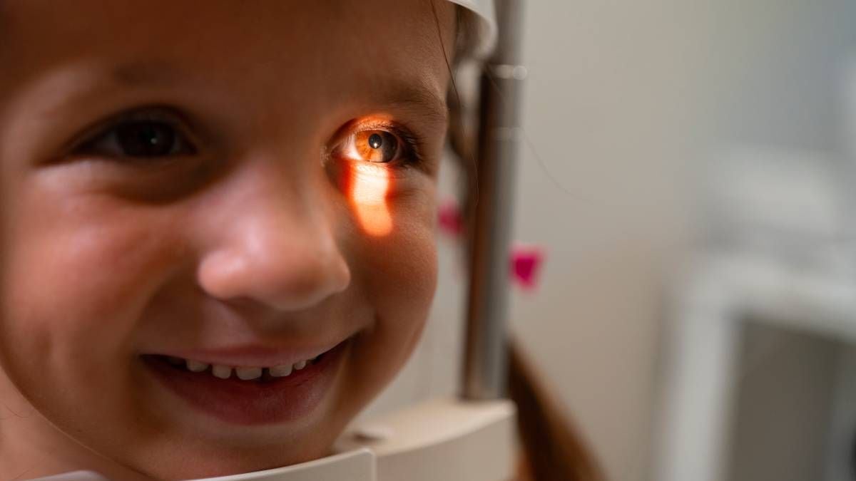Este jueves, el Hospital Castro Rendón abre sus consultorios para mirar los ojos de los más chicos