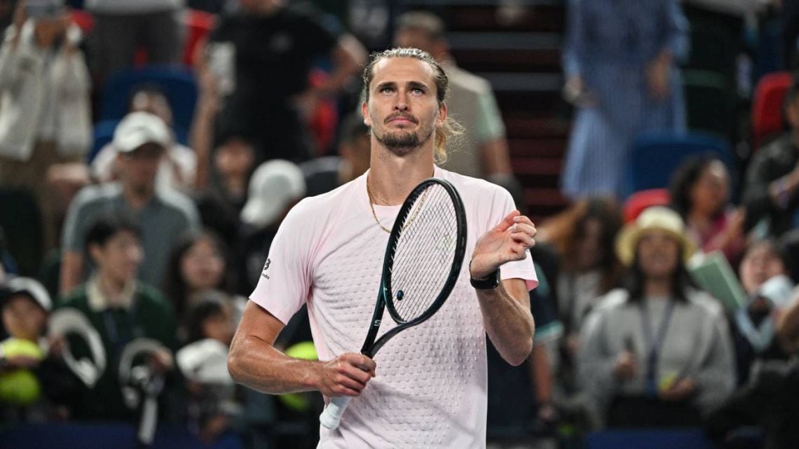 Zverev zafó de Bublik en dos tie-breaks y va por De Miñaur en Shanghái