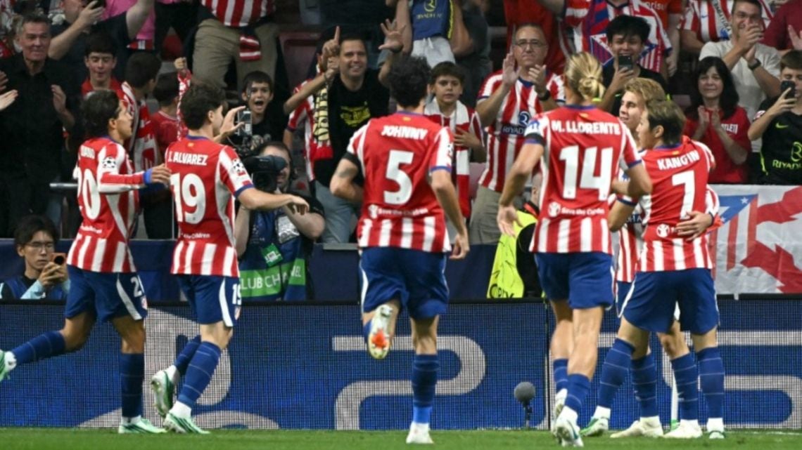 El Atleti de Simeone volvió a respirar en Europa: ganó 2-0 al United en el Metropolitano y se acomodó en la Champions