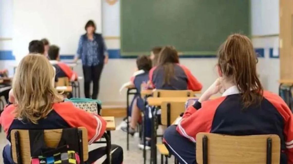 Inscripciones 2027 en escuelas privadas de Córdoba: qué preguntar antes de firmar y por qué la espera de cinco meses preocupa a las familias