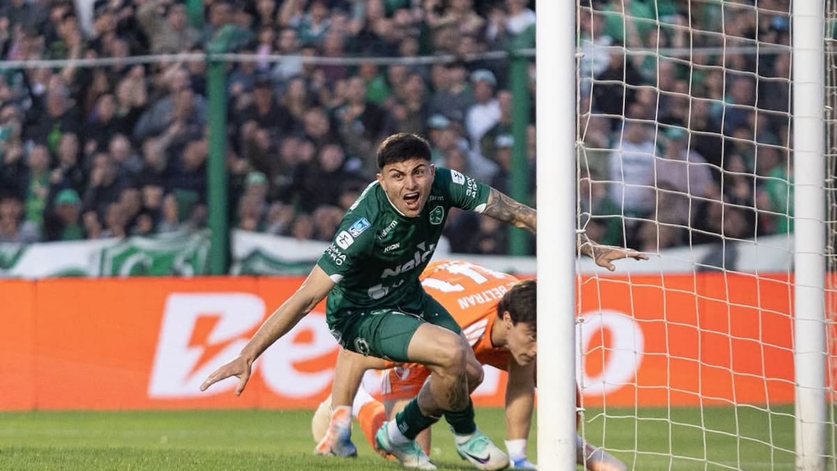 Sarmiento le bajó la persiana a un River que no levanta cabeza