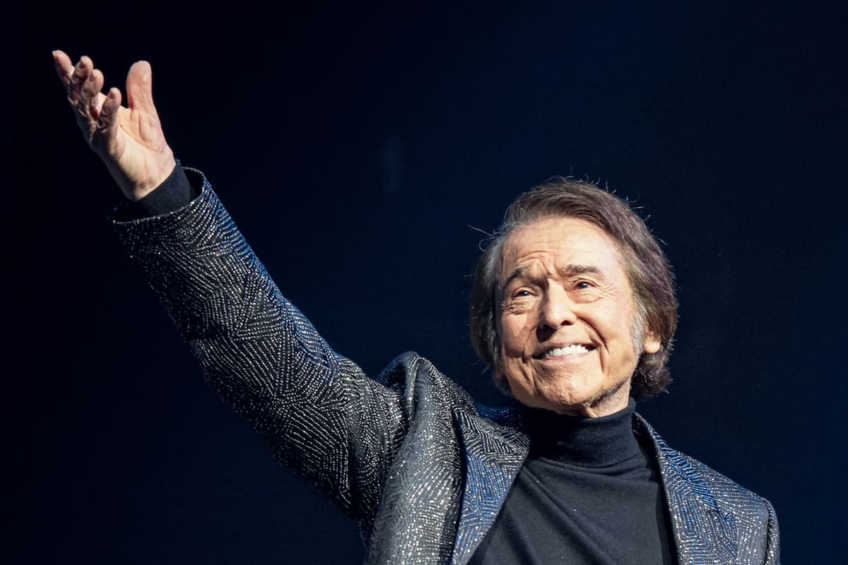 Raphael vuelve al Gran Rex con seis décadas de repertorio bajo el brazo y una vida entera en la pantalla