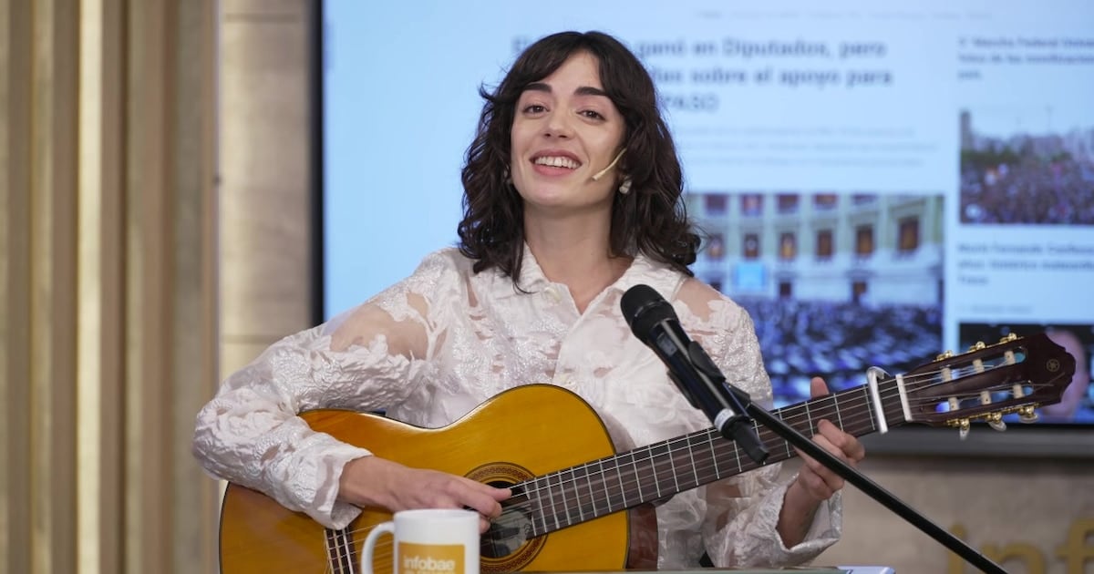Zoe Gotusso se despide del año a puro juego y oficio sobre el escenario del Coliseo