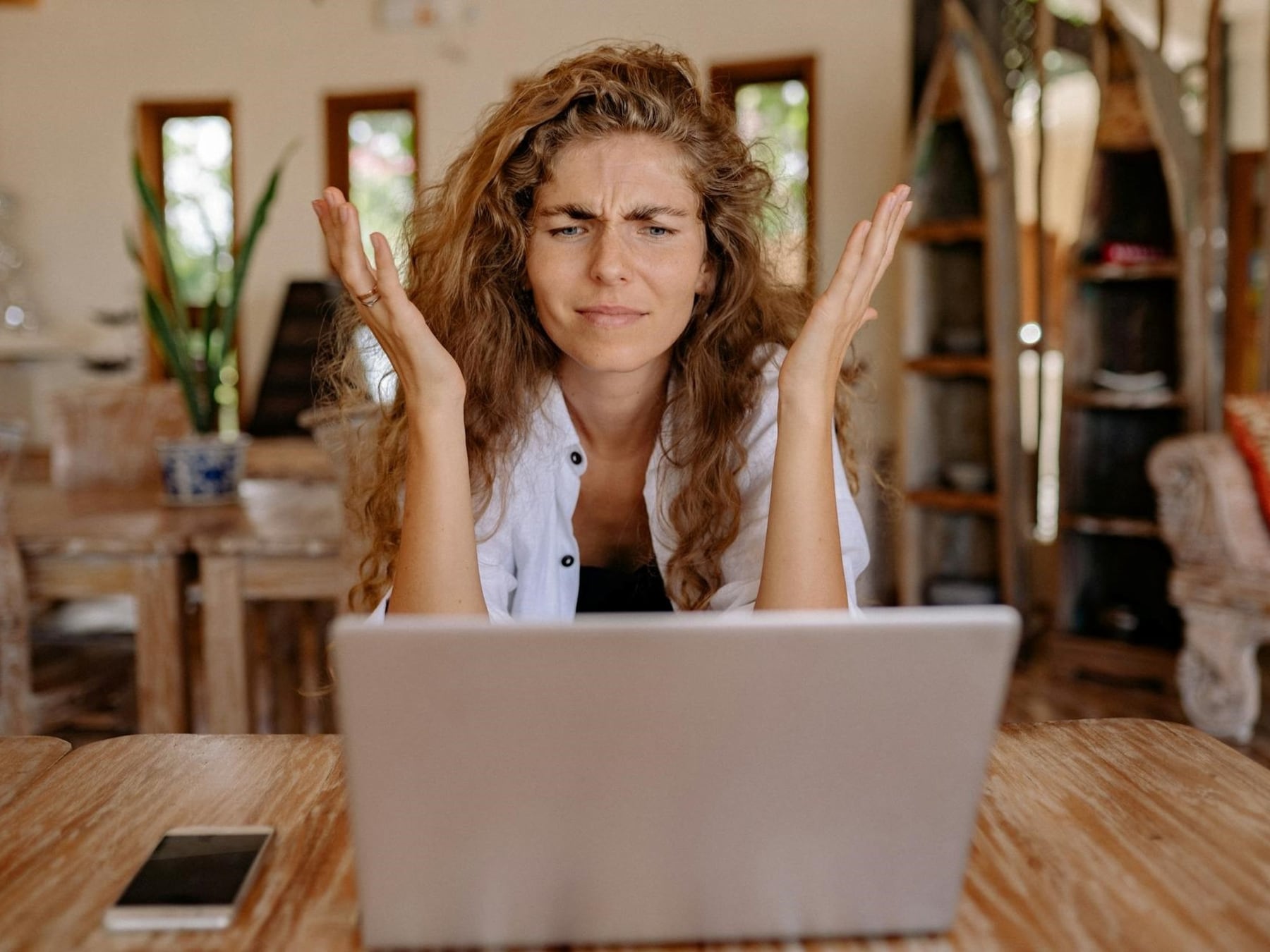 Cortisol: la hormona que el cuerpo necesita y que las redes quieren convertir en enemigo