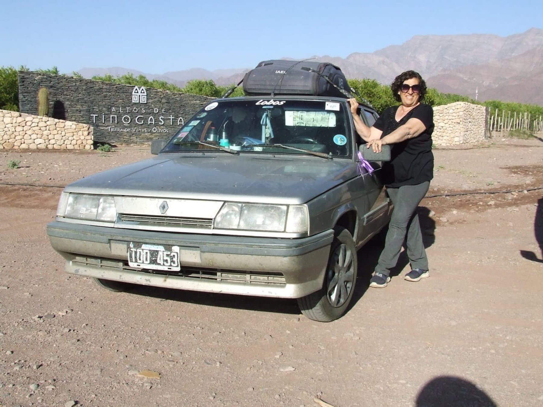 Delia, la viajera solitaria de Lobos que convirtió un Renault 11 en su casa rodante