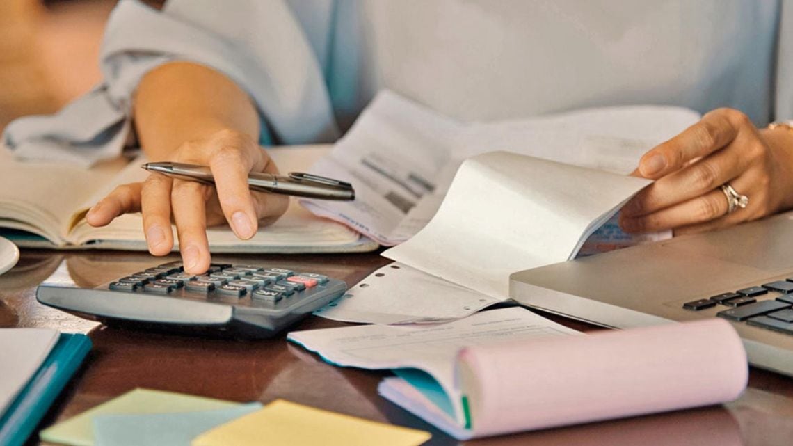 La mora de las familias trepó a 12,81% en agosto y quedó entre los registros más altos en dos décadas