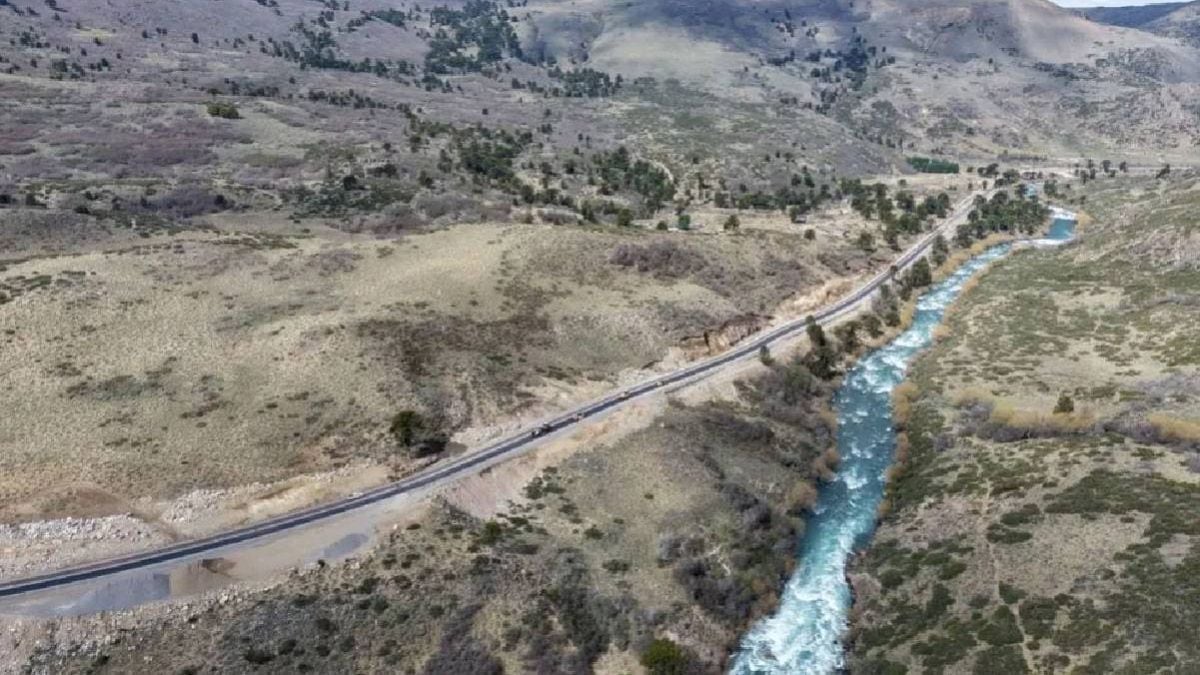 La ruta del Pehuén, asfalto nuevo para unir Aluminé y Villa Pehuenia todo el año