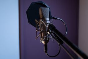 Del al streaming: Relatos de la Noche?