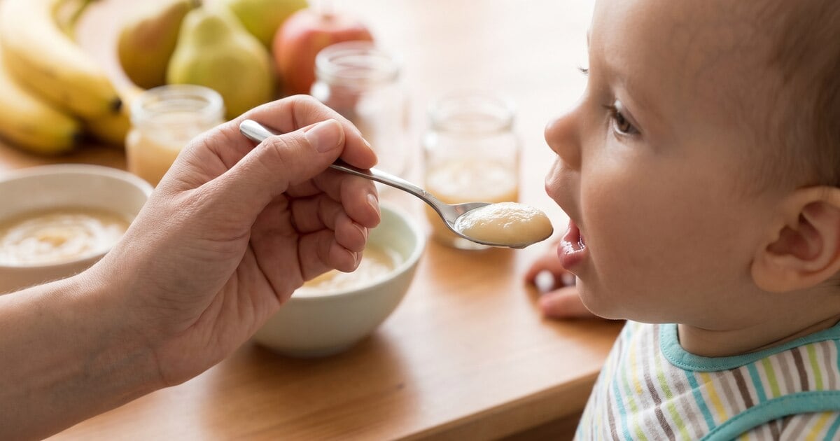 Alimentar al bebé: las dudas más frecuentes y los errores que conviene evitar