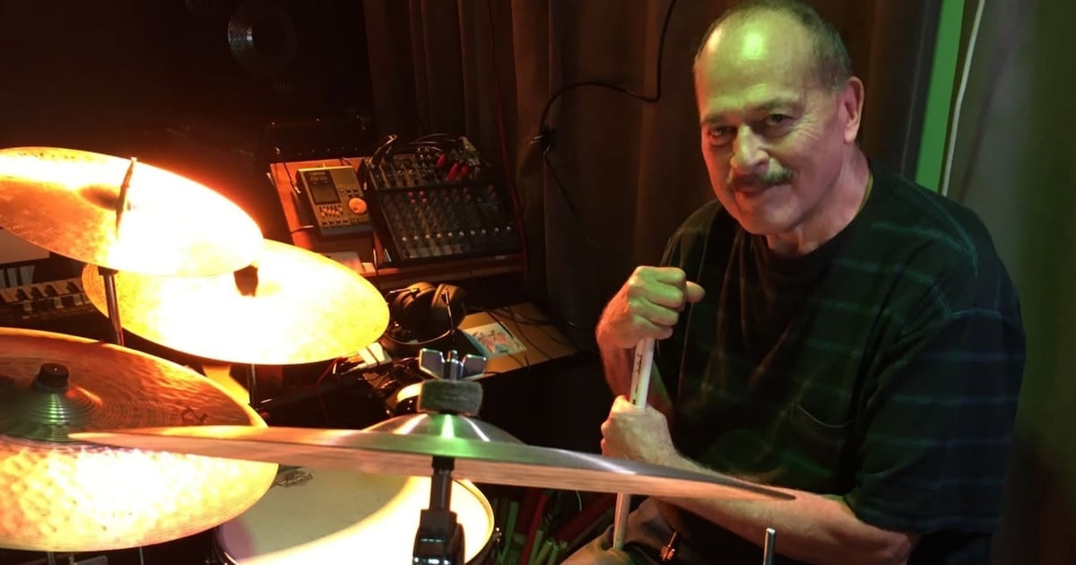 Carlos Riganti, el baterista de Alas que también atendía a los niños, murió a los 75 años